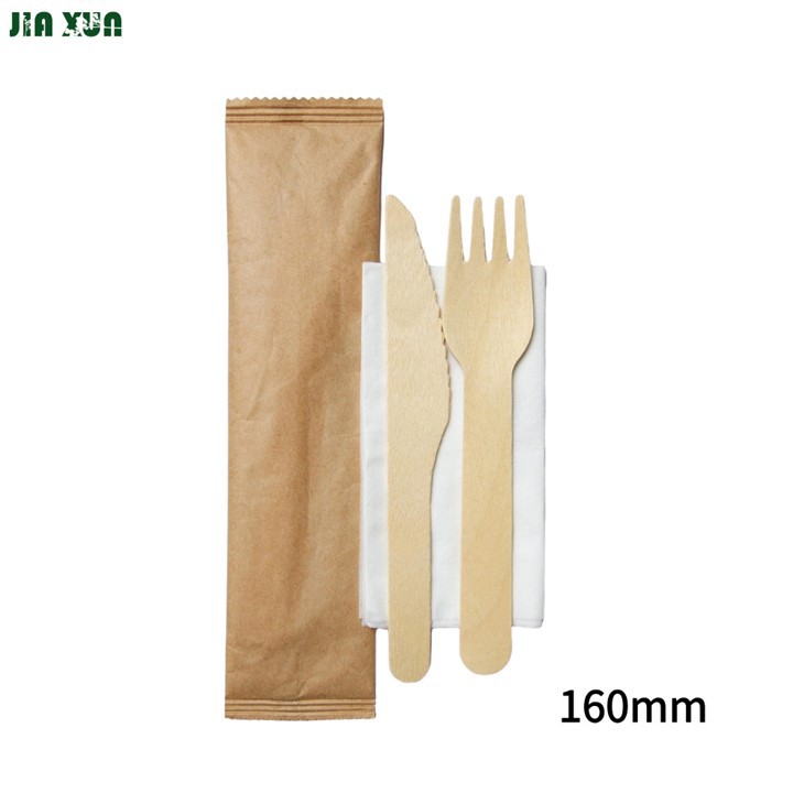 일회용 나무 나이프와 포크